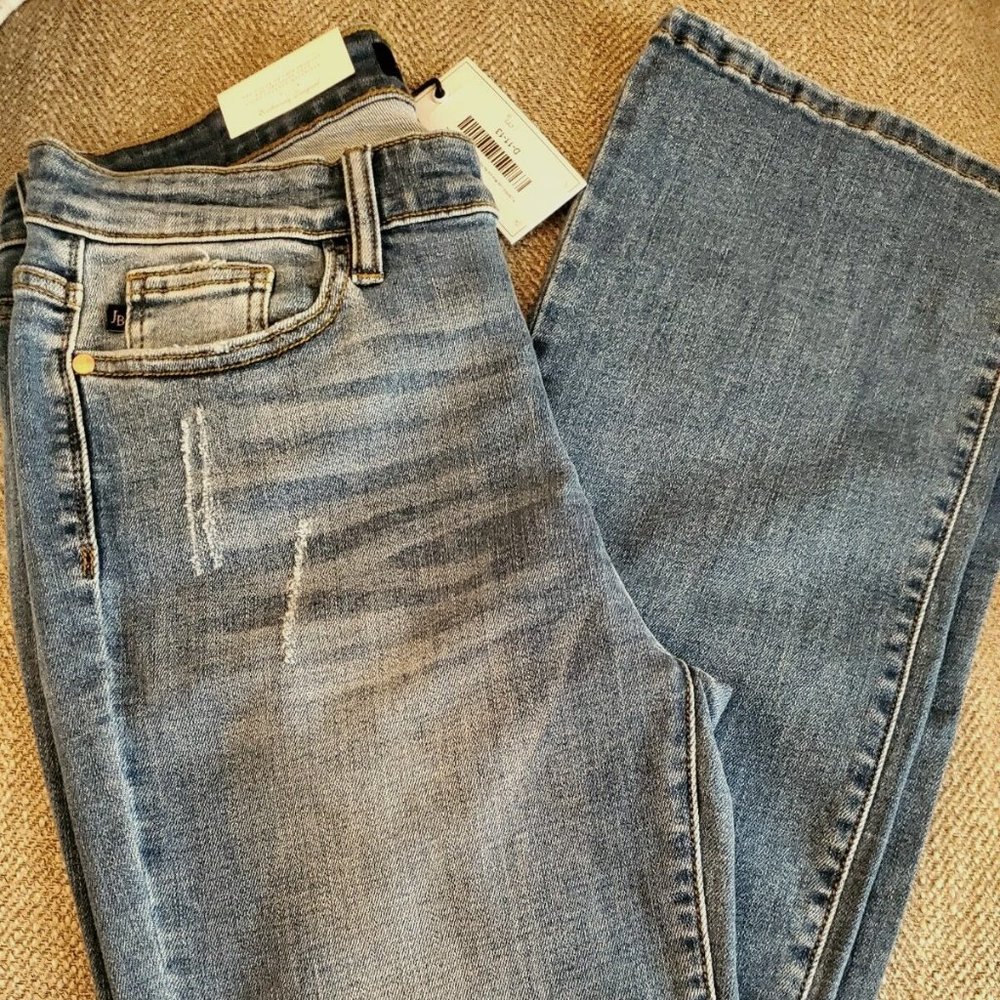 Judy Blue NWT Mid Rise Slim Bootcut Jeans 13